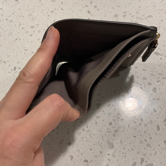 TORY BURCH Authentic Gray Robinson Leather Mini Wallet New With Tag - Picture 9 of 13